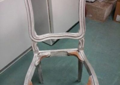 atelier-de-la-renaissance-villers-cotterets-0-pendant-restauration-chaise-louis-xv-3.jpg1
