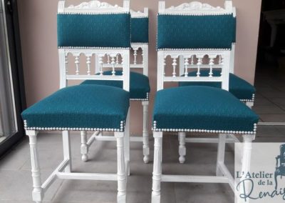 atelier-de-la-renaissance-villers-cotterets-restauration-chaise-henri-2-bleues.jpg1